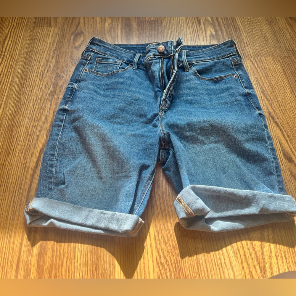 Women’s old navy Bermuda short